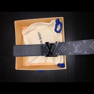 Louis Vuitton Belt Eclipse Reversable